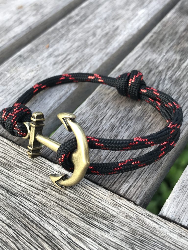 Red anchor bracelet